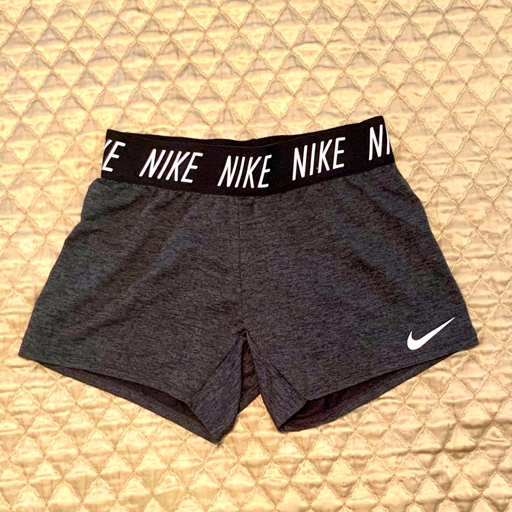 Nike Dri-fit shorts girls size medium dark gray w/ black elastic nike waistband